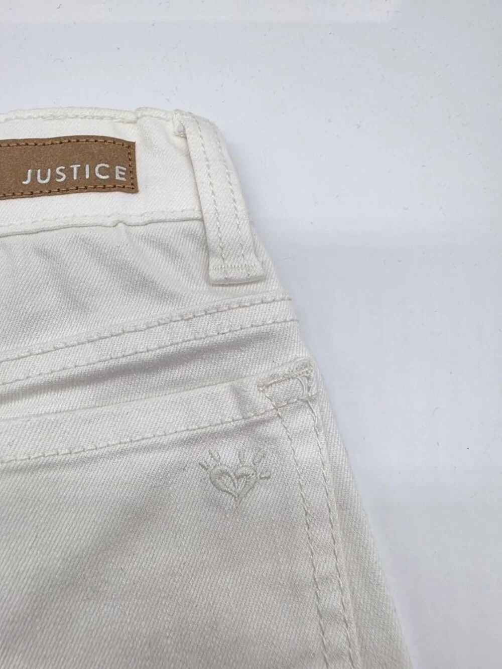 Justice Girl's Childs Shorts Size 6 Slim White Denim Cut Off Patches Midi Short